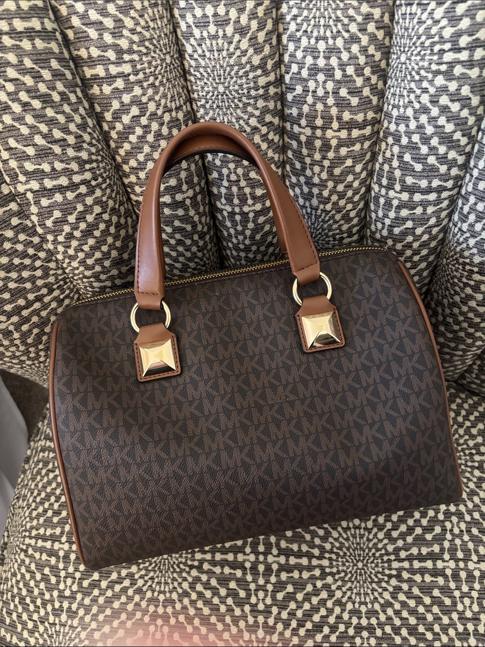 Michael Kors Grayson Brown Tan Signature Satchel Bag Detachable Strap Like New